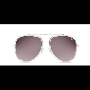 PRICE IS FIRM!!!! BNWT QUAY Needing Fame glasses